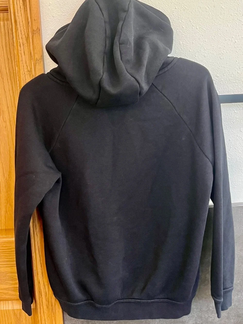 Nike Sportswear Rally Black and Gold Metallic Funnel Neck Hoodie Size Medium